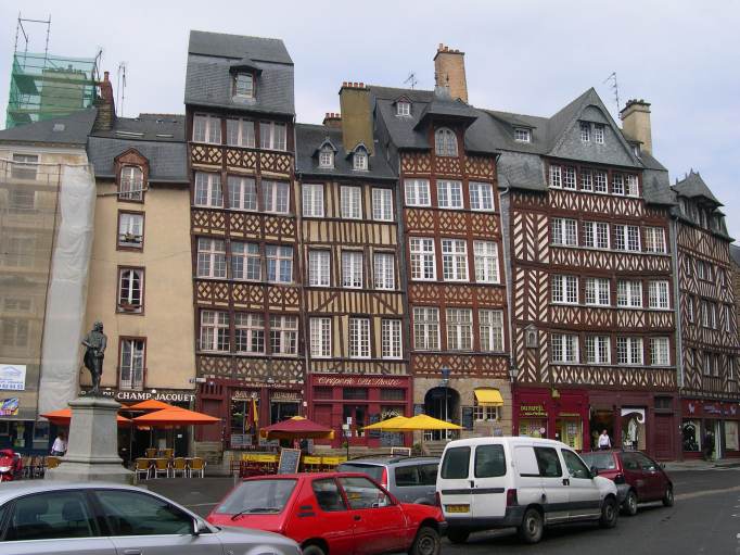  place du Champ Jacquet